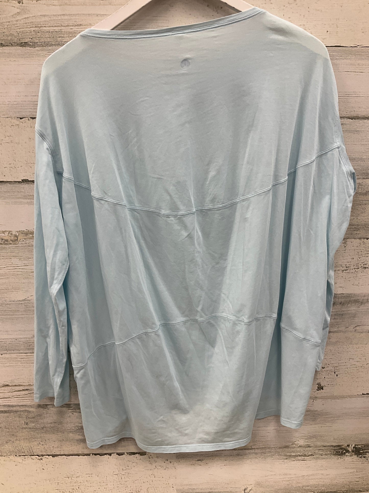 Athletic Top Long Sleeve Crewneck By Lululemon In Blue, Size: 8