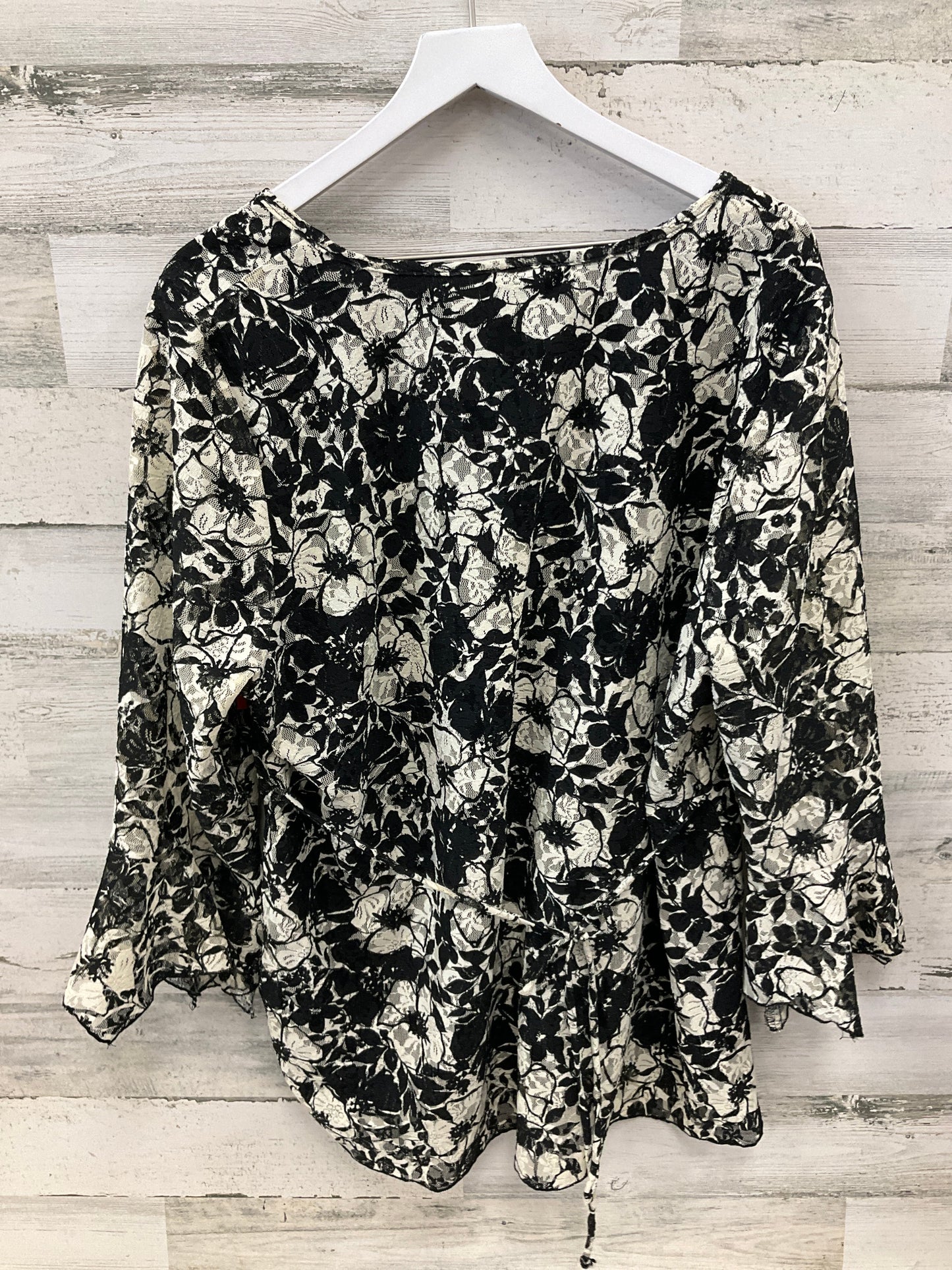 Top 3/4 Sleeve By Clothes Mentor In Black & Cream, Size: 2x