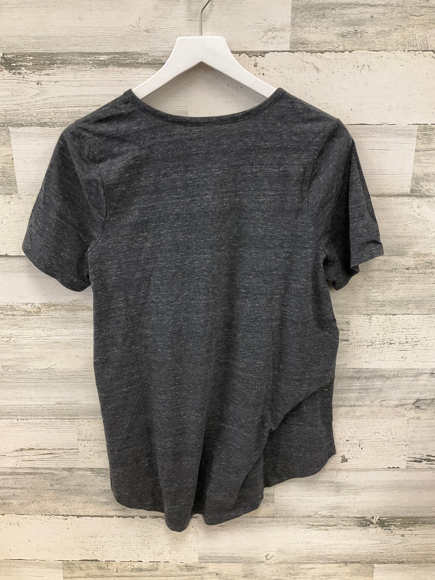 Top Short Sleeve By Lane Bryant In Grey, Size: M