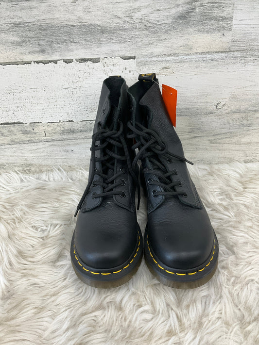 Boots Ankle Heels By Dr Martens In Black, Size: 6