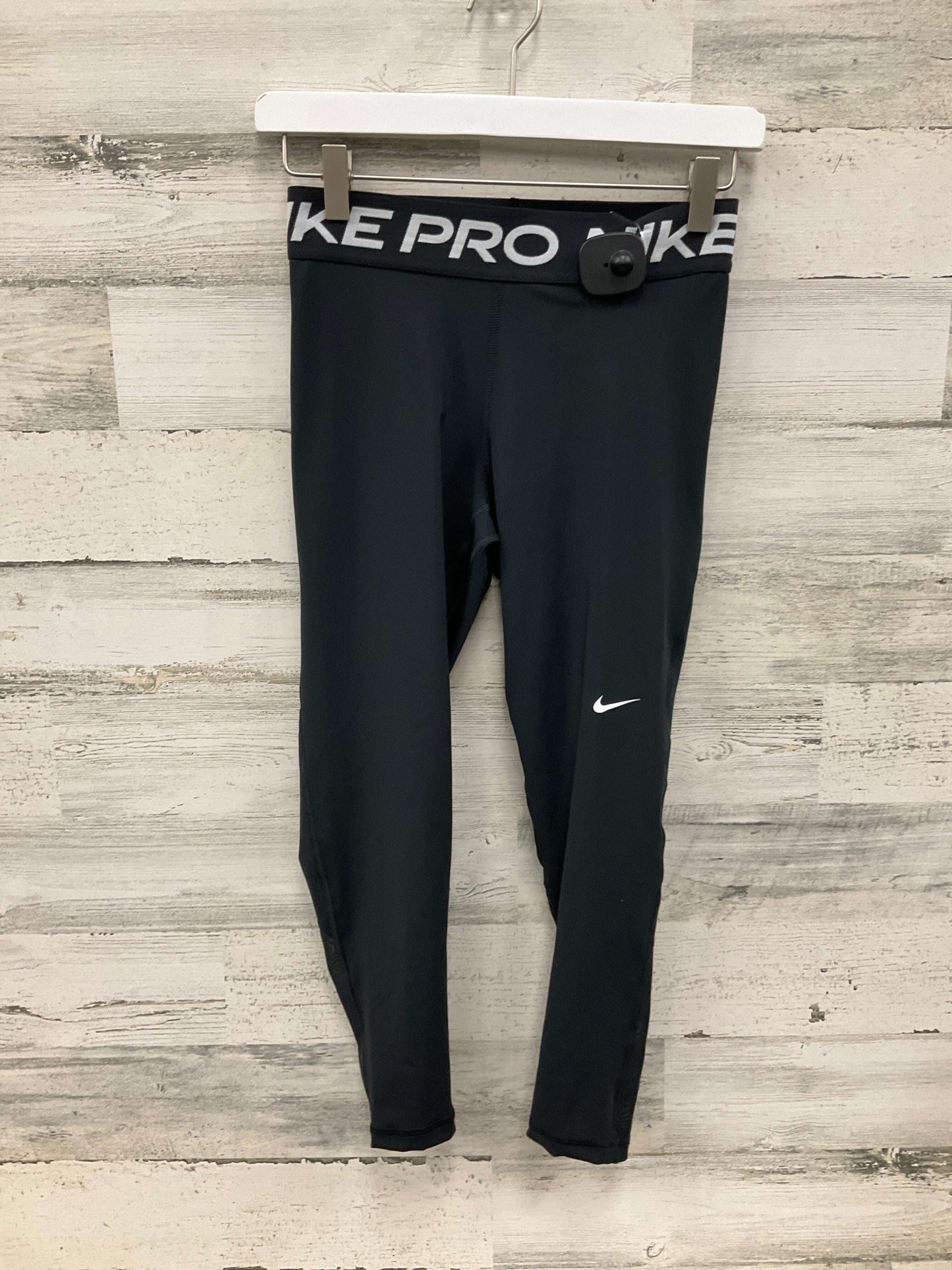 Athletic Capris By Nike Apparel In Black, Size: S