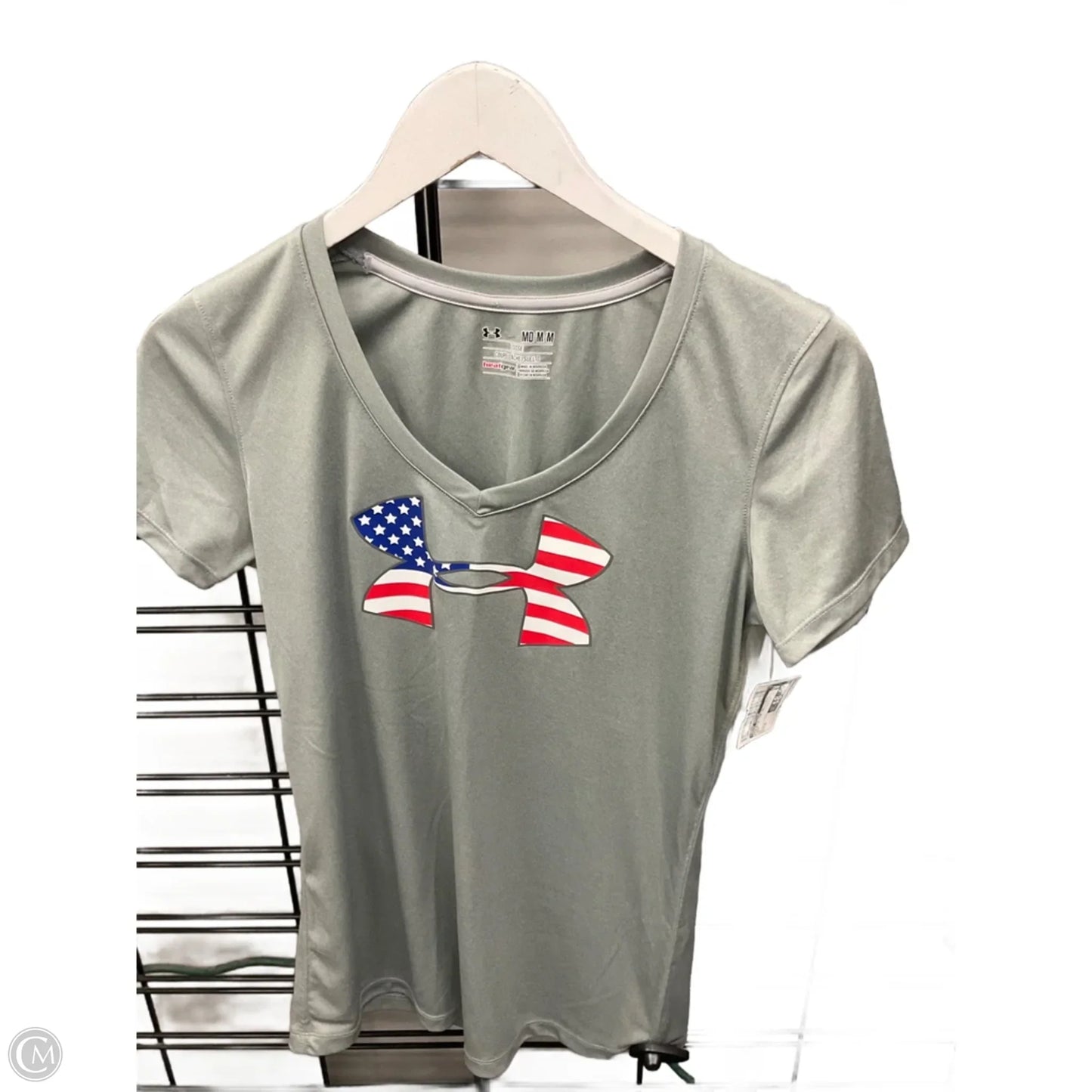 Athletic Top Short Sleeve By Under Armour In Grey, Size: M