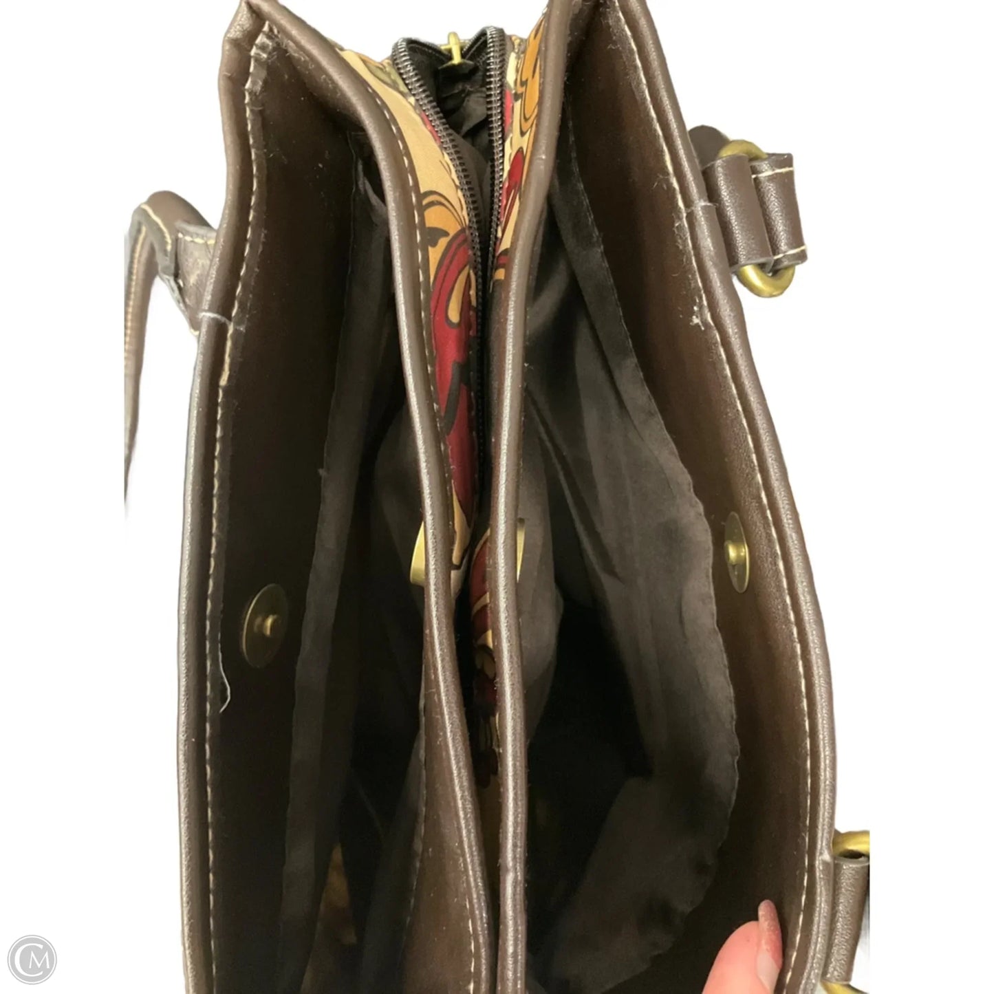 Handbag By Clothes Mentor, Size: Medium