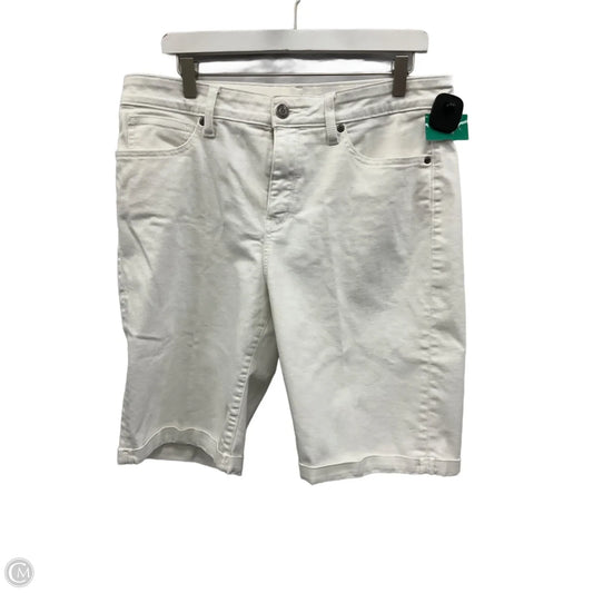 Shorts By St Johns Bay In White, Size: 14