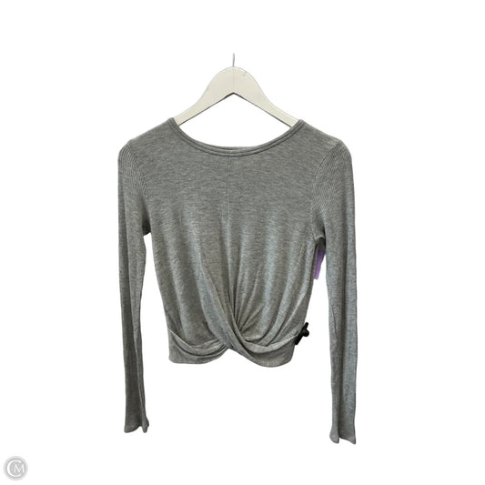 Top Long Sleeve By Alo In Grey, Size: M