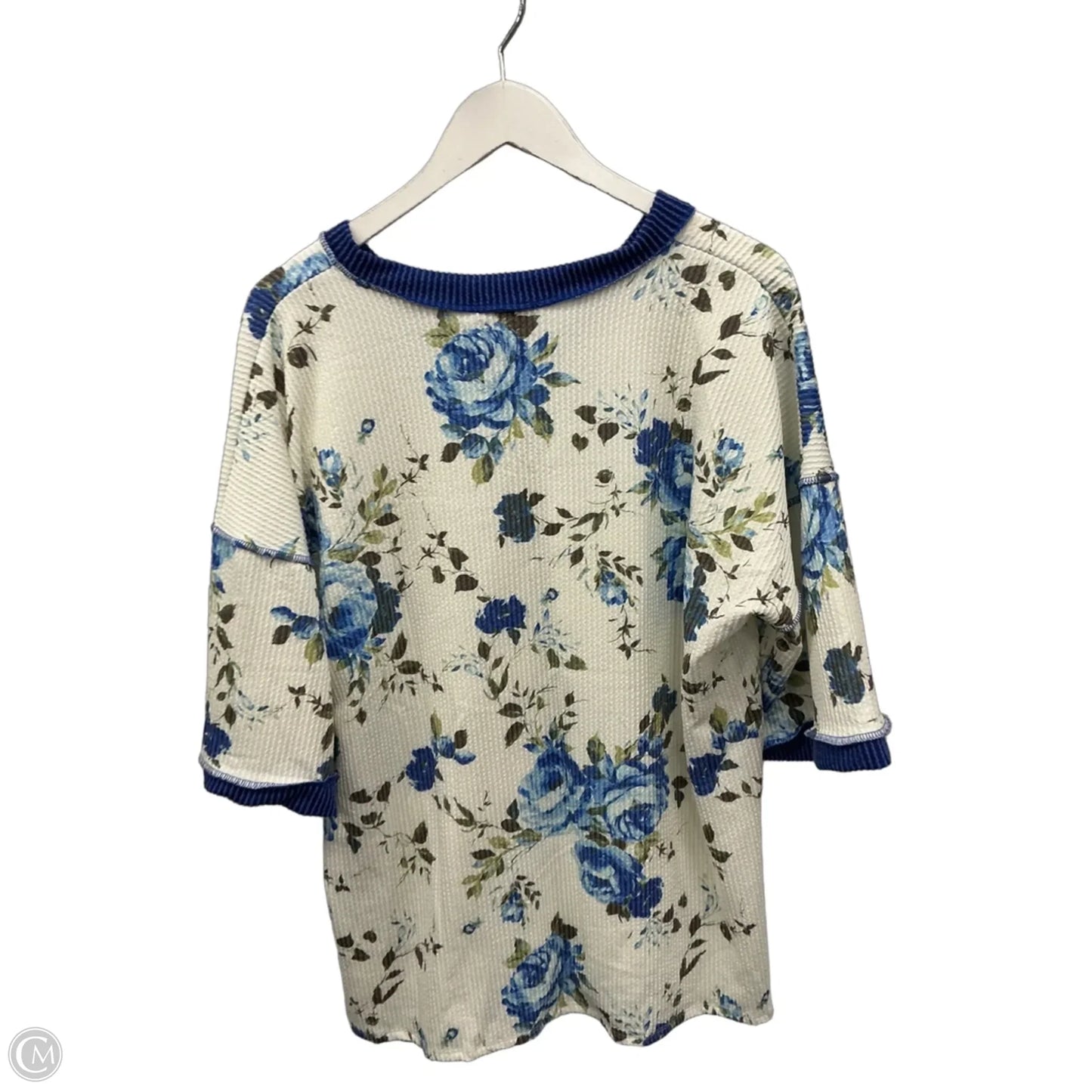 Top Short Sleeve By Heimish Usa In Blue & Cream, Size: 2x