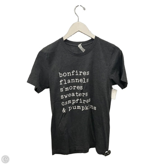 Top Short Sleeve By Canvas In Grey, Size: S