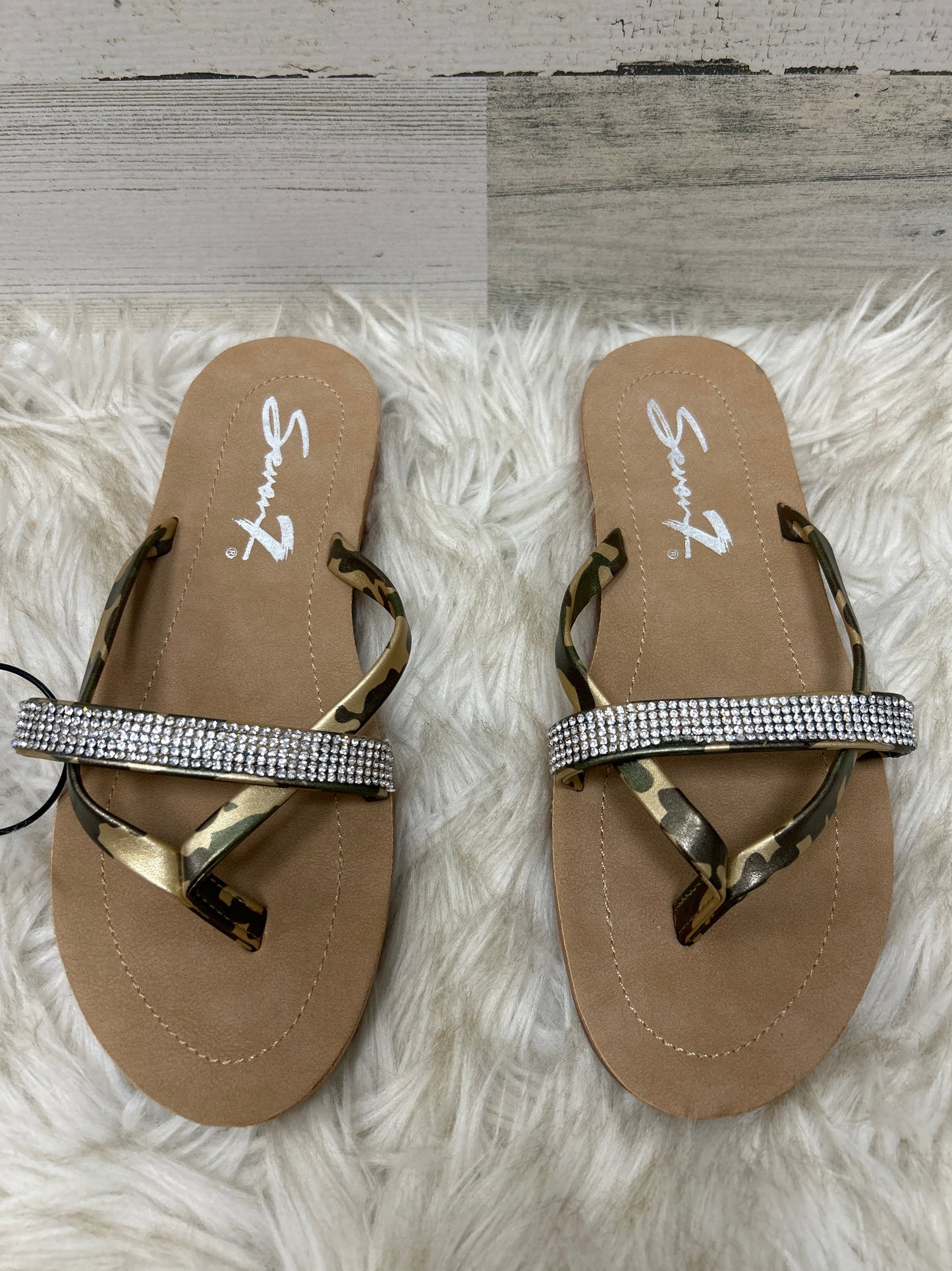 Sandals Flats By Seven 7  Size: 6