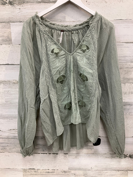 Top Long Sleeve By Free People In Green, Size: L