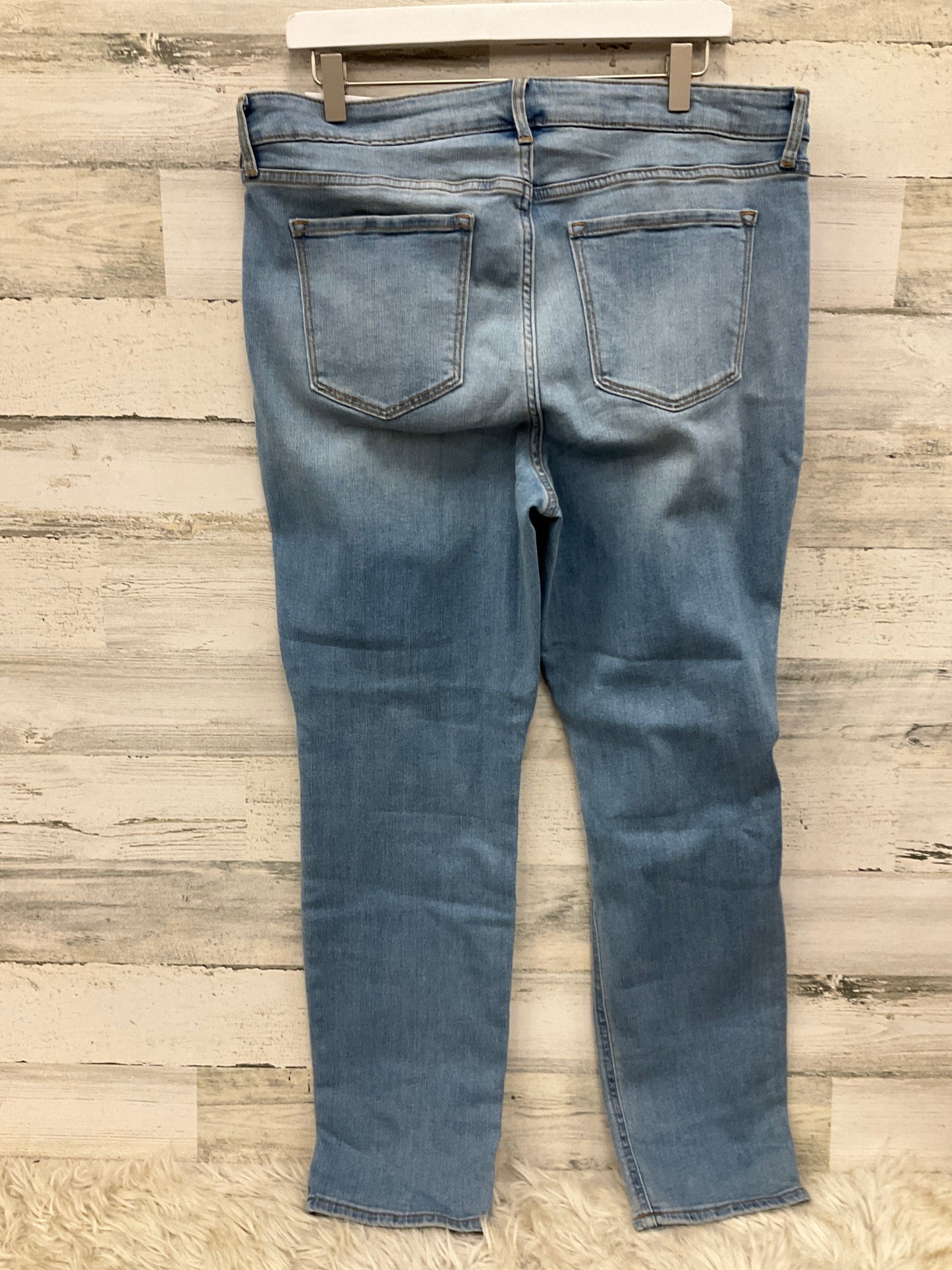 Jeans Flared By Old Navy In Blue, Size: 16