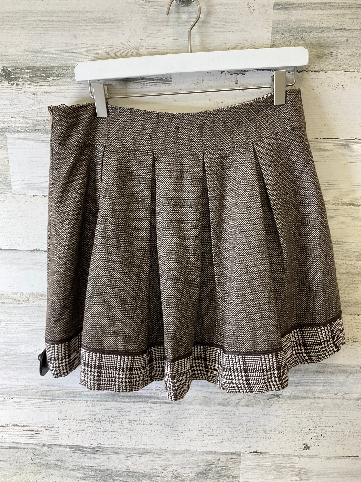 Skirt Mini & Short By Mystree In Brown, Size: L