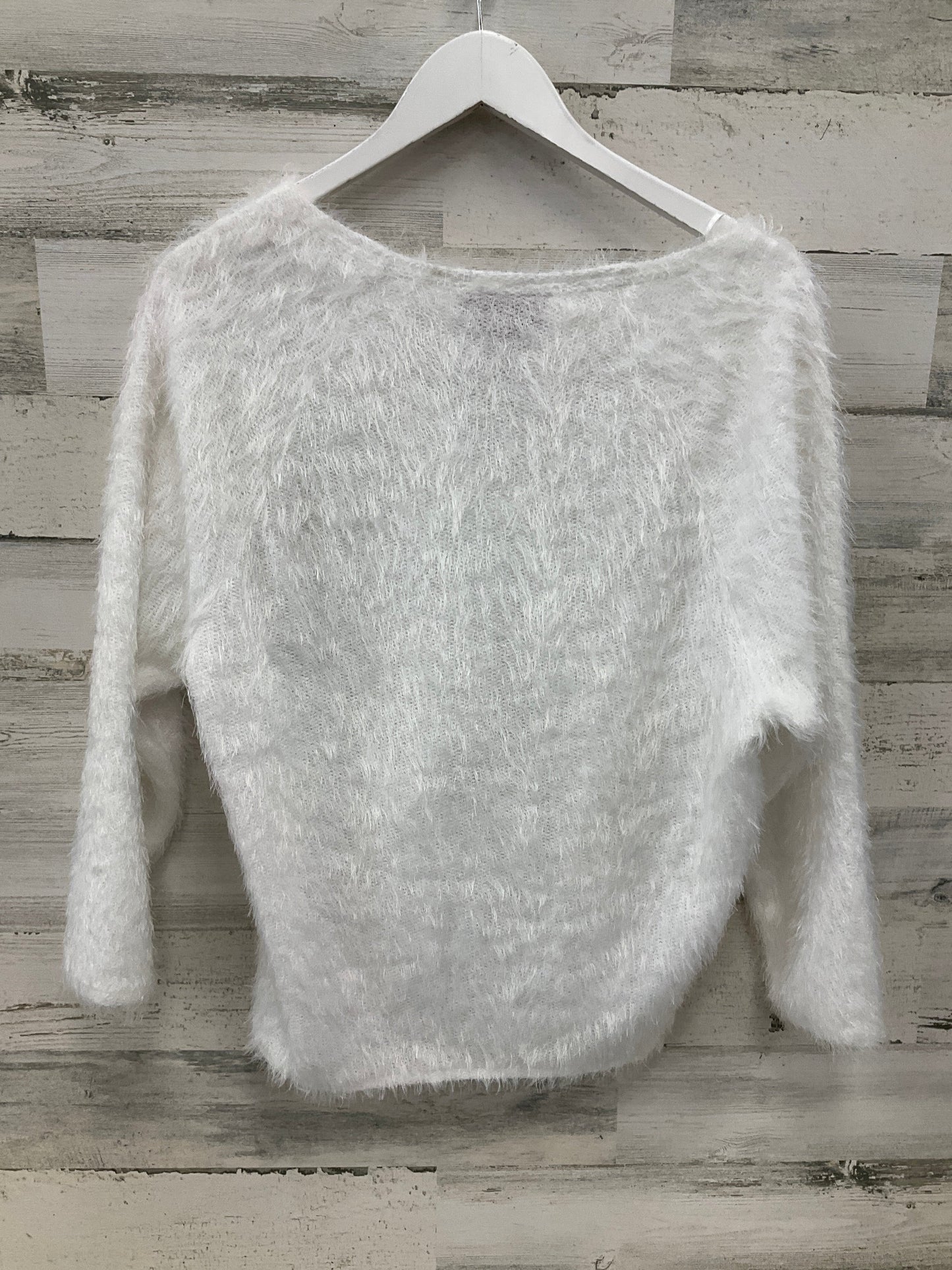 Sweater By Jennifer Lopez In White, Size: M