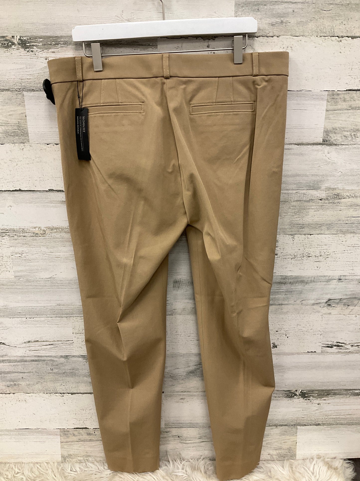 Pants Chinos & Khakis By Banana Republic In Beige, Size: 14