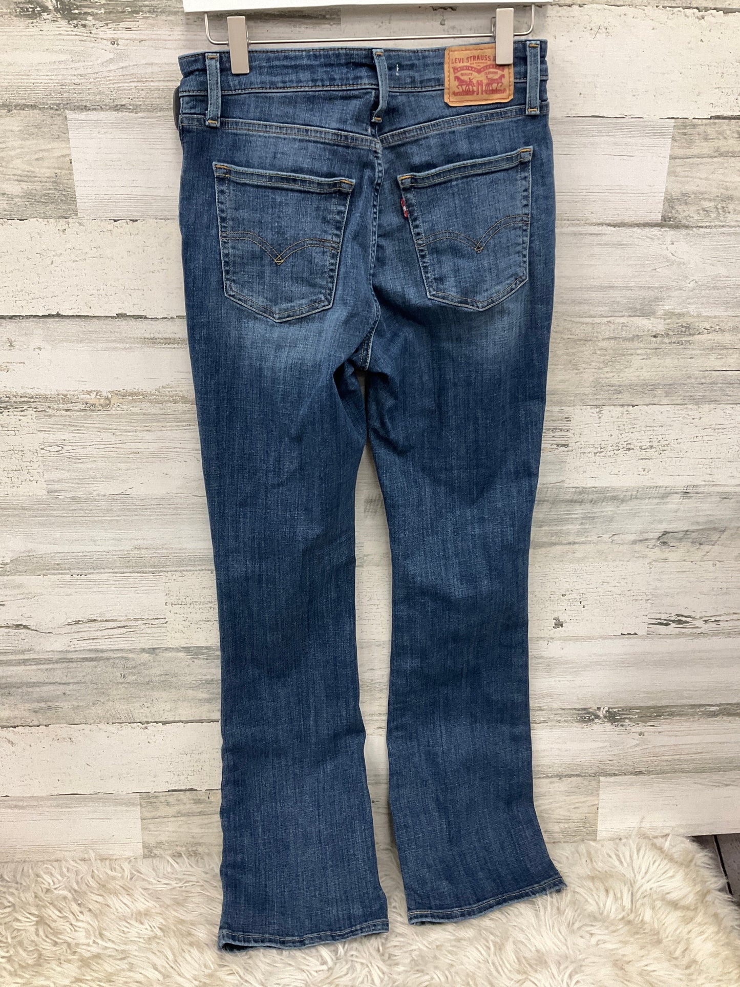 Jeans Flared By Levis In Blue, Size: 6