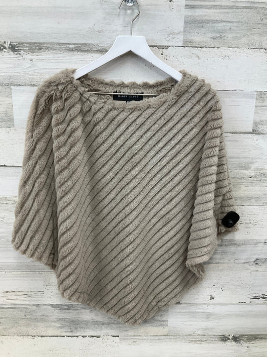 Poncho By Black Rivet In Beige, Size: S