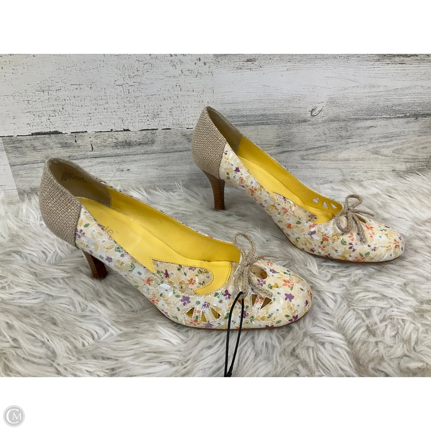 Shoes Heels Stiletto By Clothes Mentor In Yellow, Size: 11