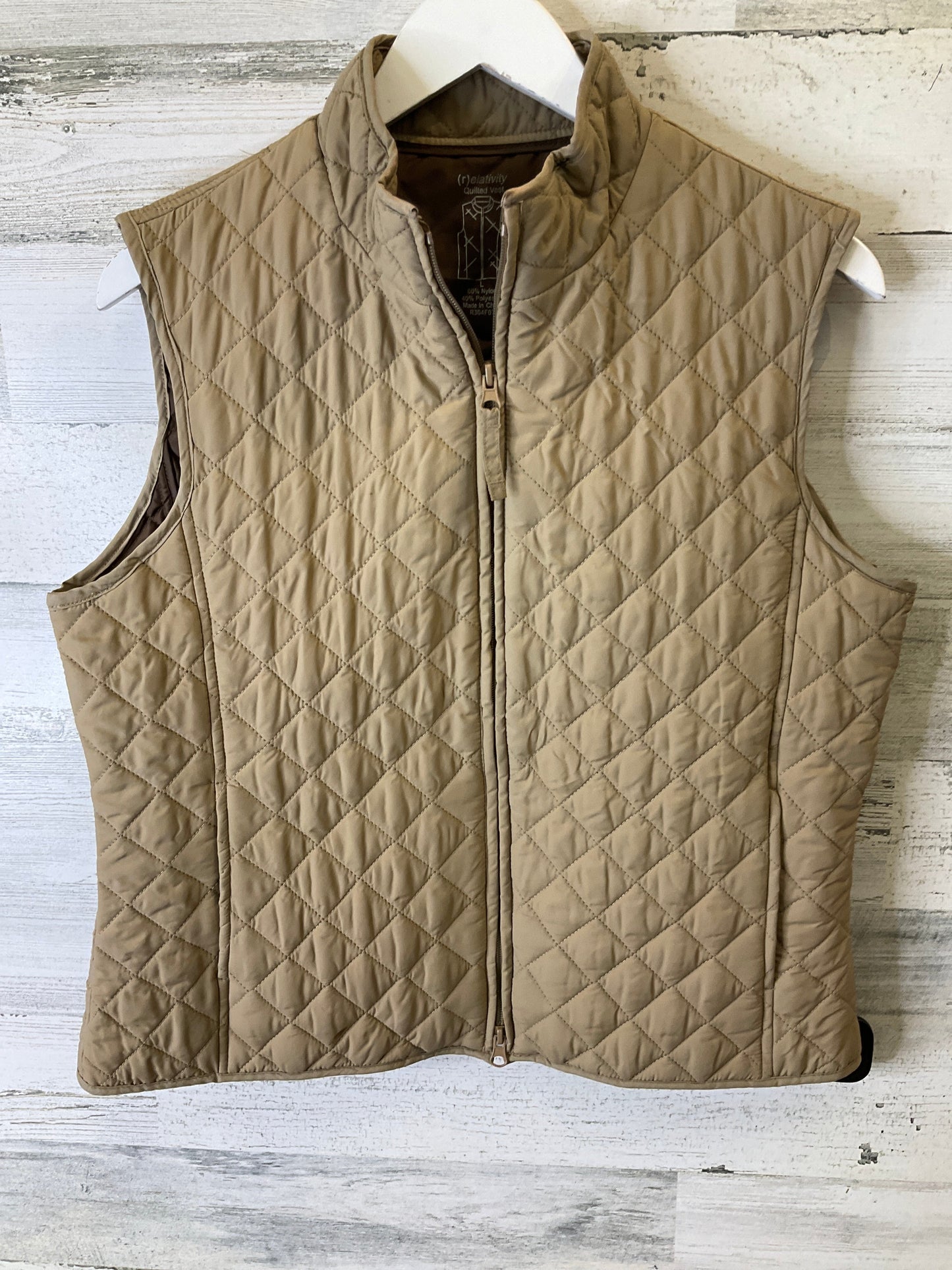 Vest Puffer & Quilted By Relativity In Tan, Size: L