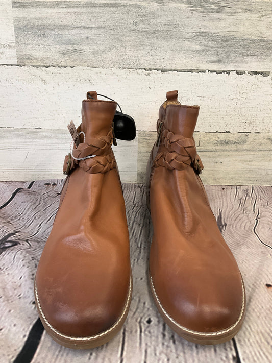 Brown Boots Leather Earth, Size 12