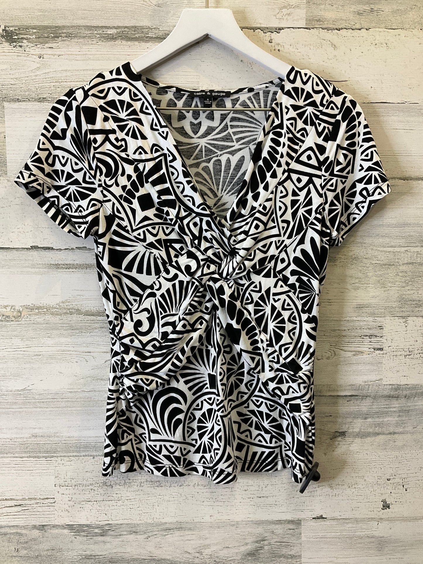 Black & White Top Short Sleeve Cable And Gauge, Size S