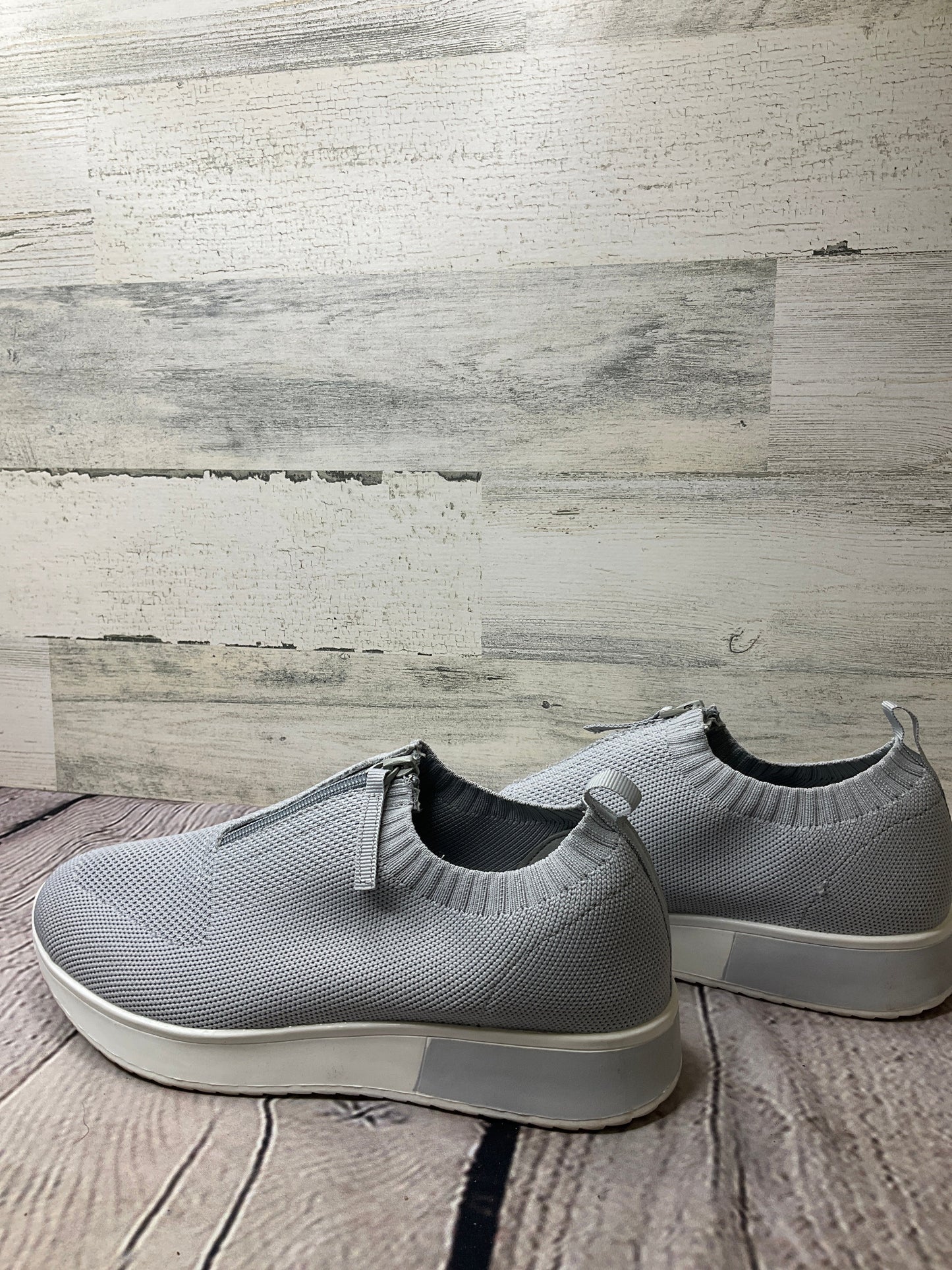 Shoes Sneakers By Catherine Malandrino  Size: 8.5