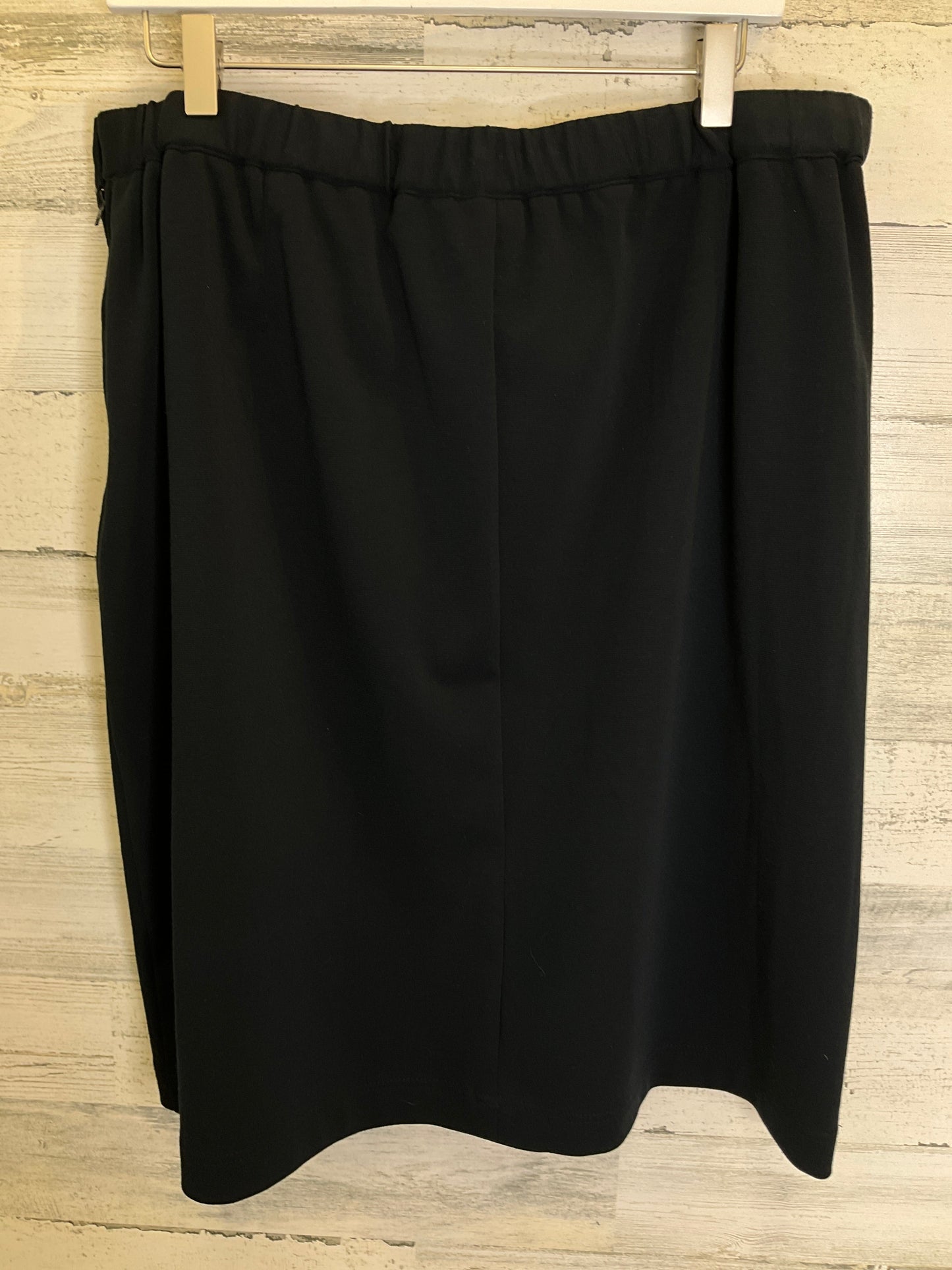 Black Skirt Mini & Short Cherokee, Size 18