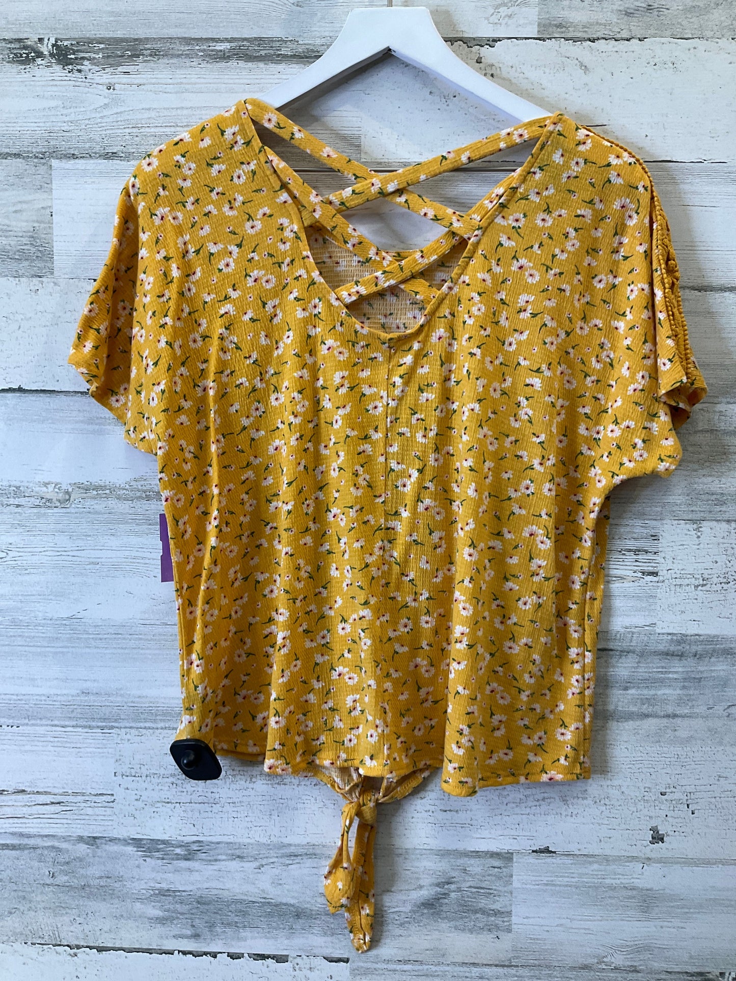 Yellow Top Short Sleeve Iz Byer, Size M