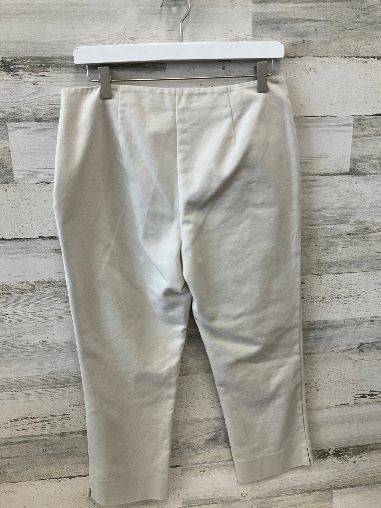 Pants Cropped By Chicos In Ivory, Size: 8