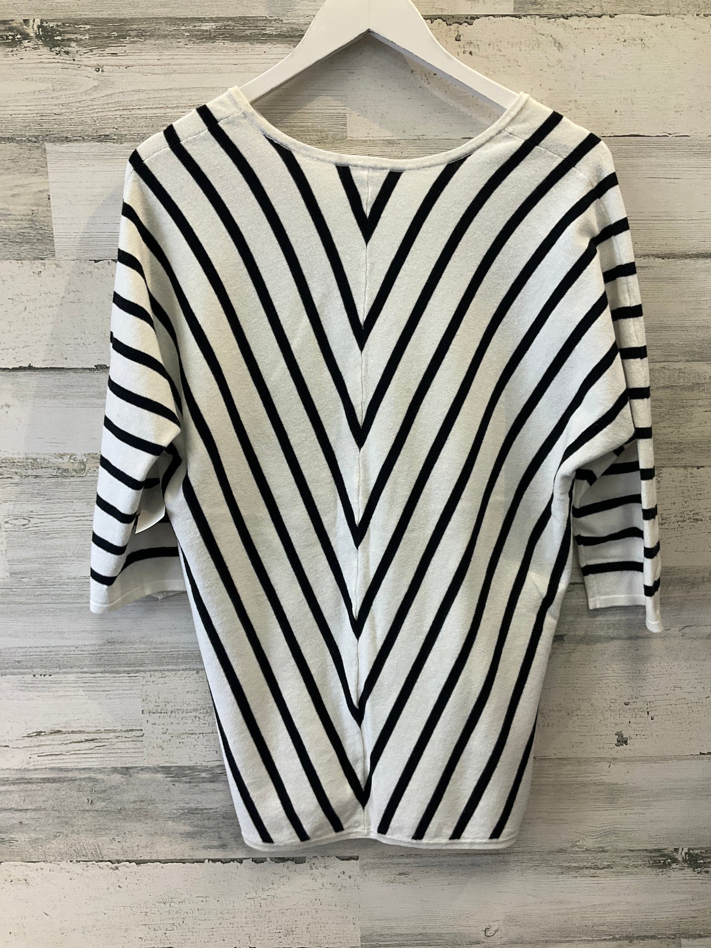 White Top 3/4 Sleeve Chicos, Size M