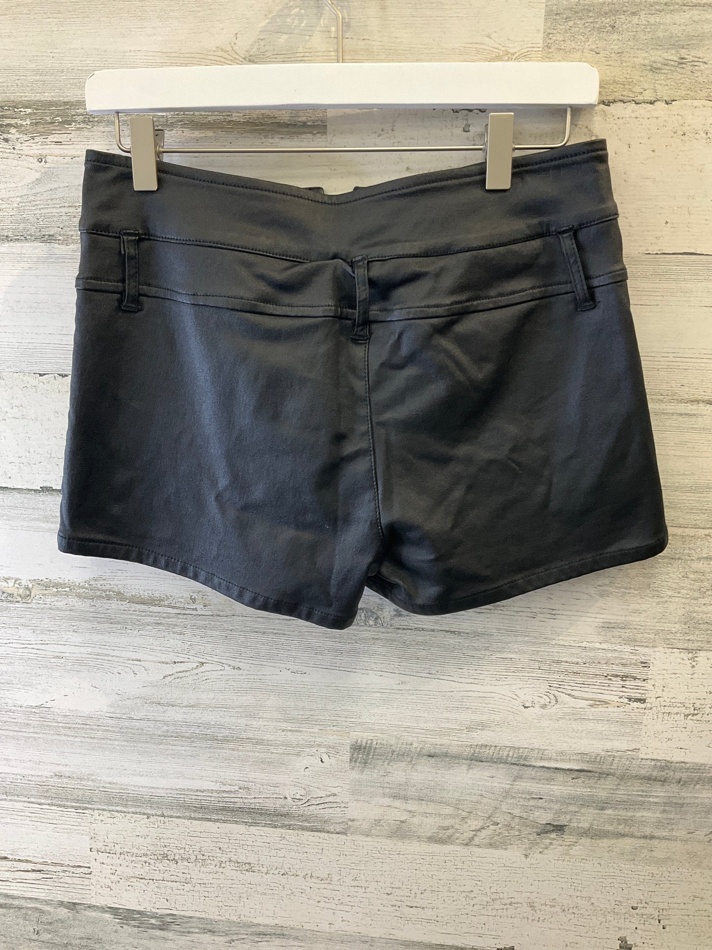 Black Shorts Clothes Mentor, Size 14