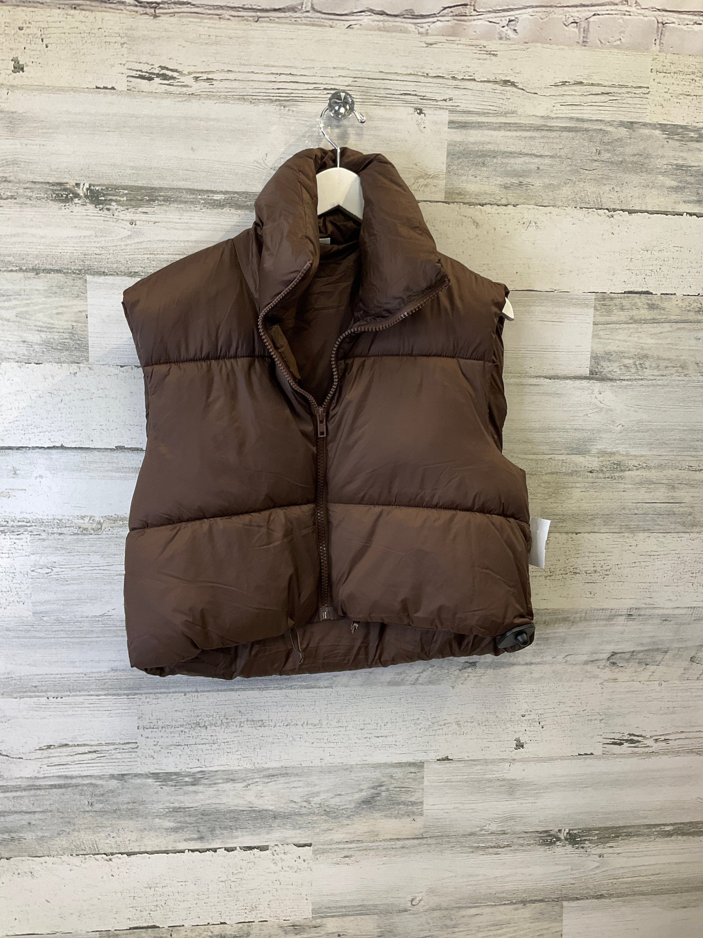 Vest Puffer & Quilted By Clothes Mentor In Brown, Size: L