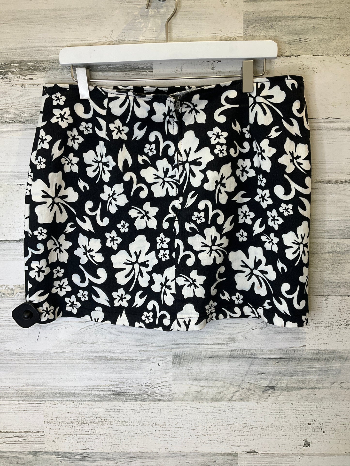 Black & White Skirt Midi Wild Fable, Size 16