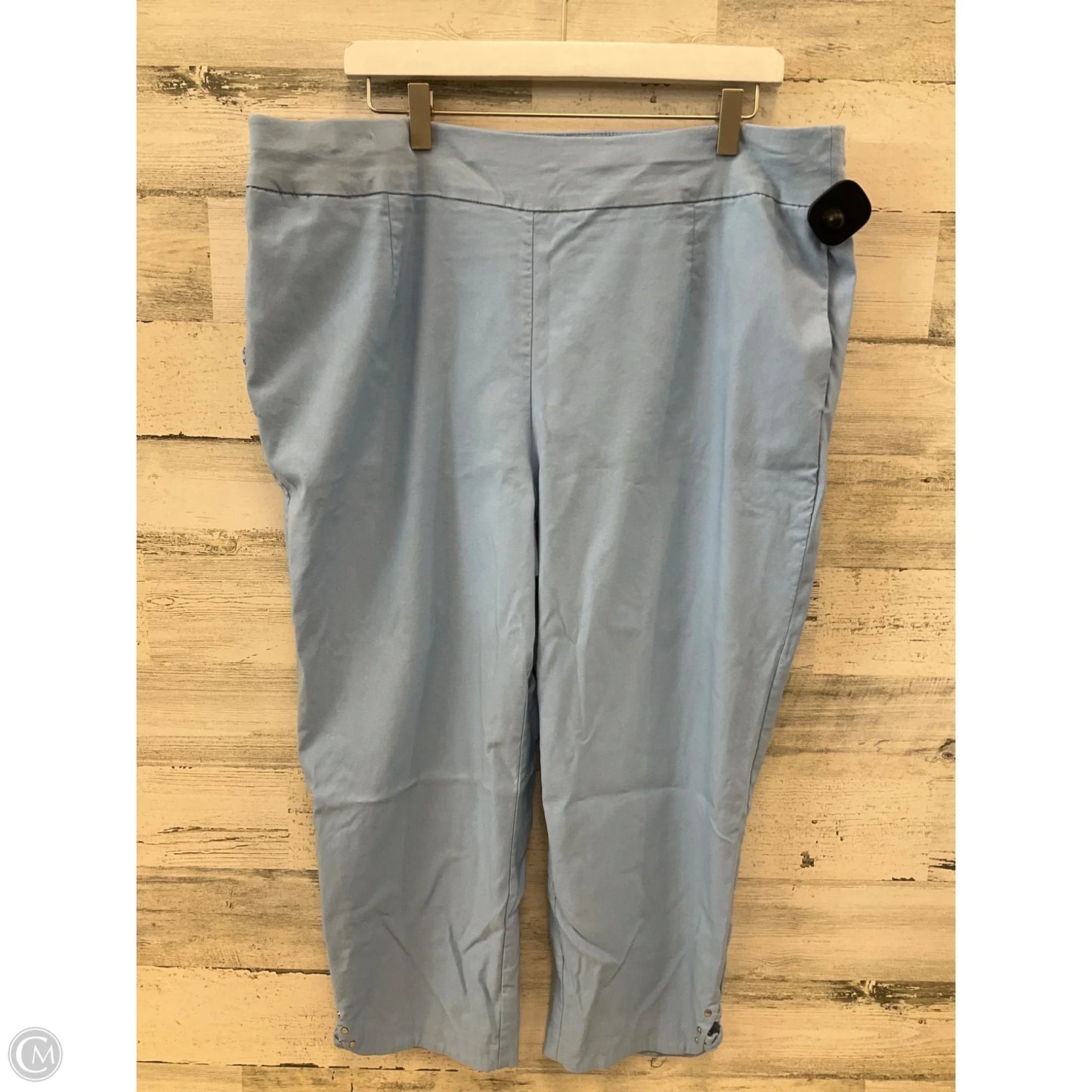 Capris By Cato In Blue, Size: 18