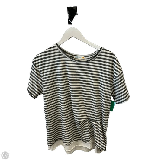 Top Short Sleeve By C And C In Ivory, Size: M