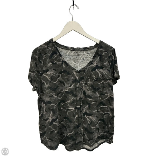 Top Short Sleeve By Torrid In Black, Size: 1x