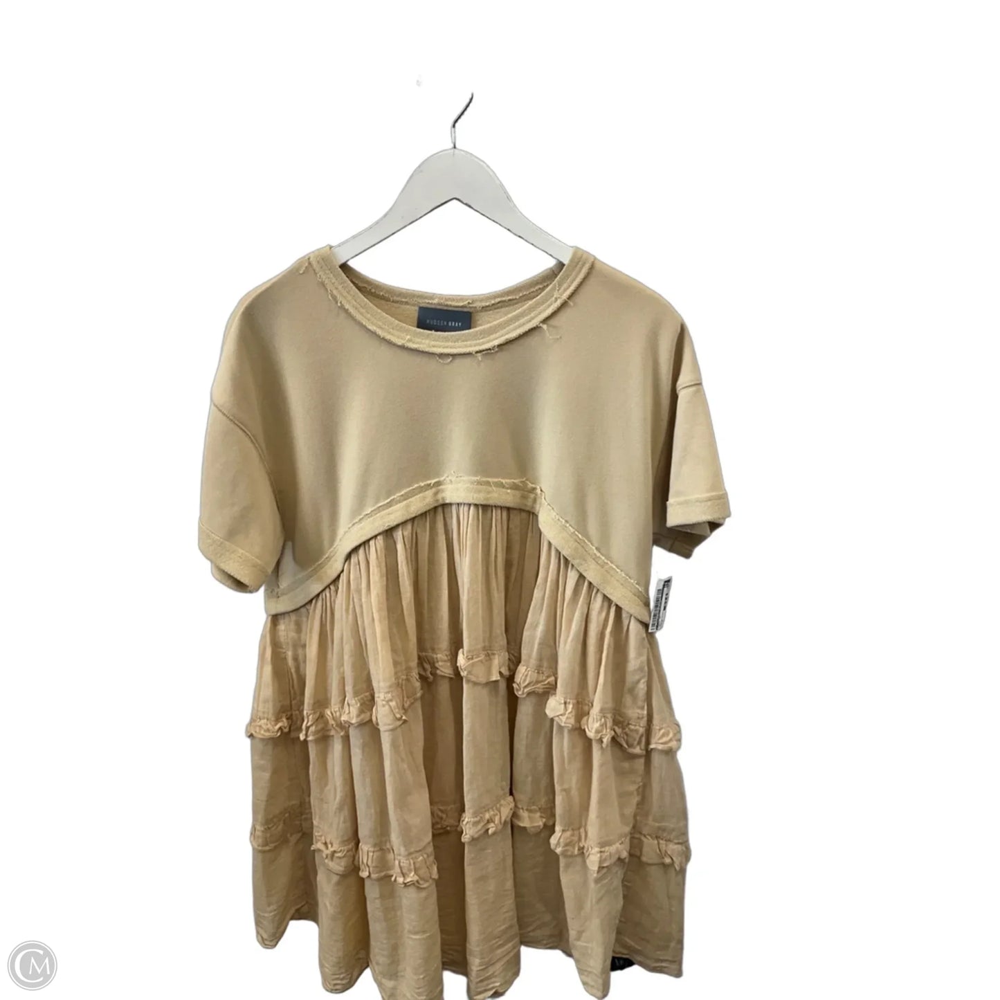 Tunic Short Sleeve By Clothes Mentor In Tan, Size: S
