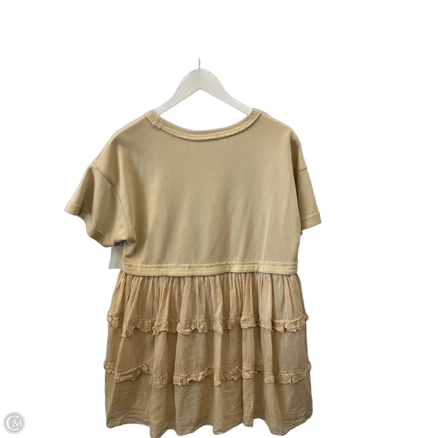 Tunic Short Sleeve By Clothes Mentor In Tan, Size: S