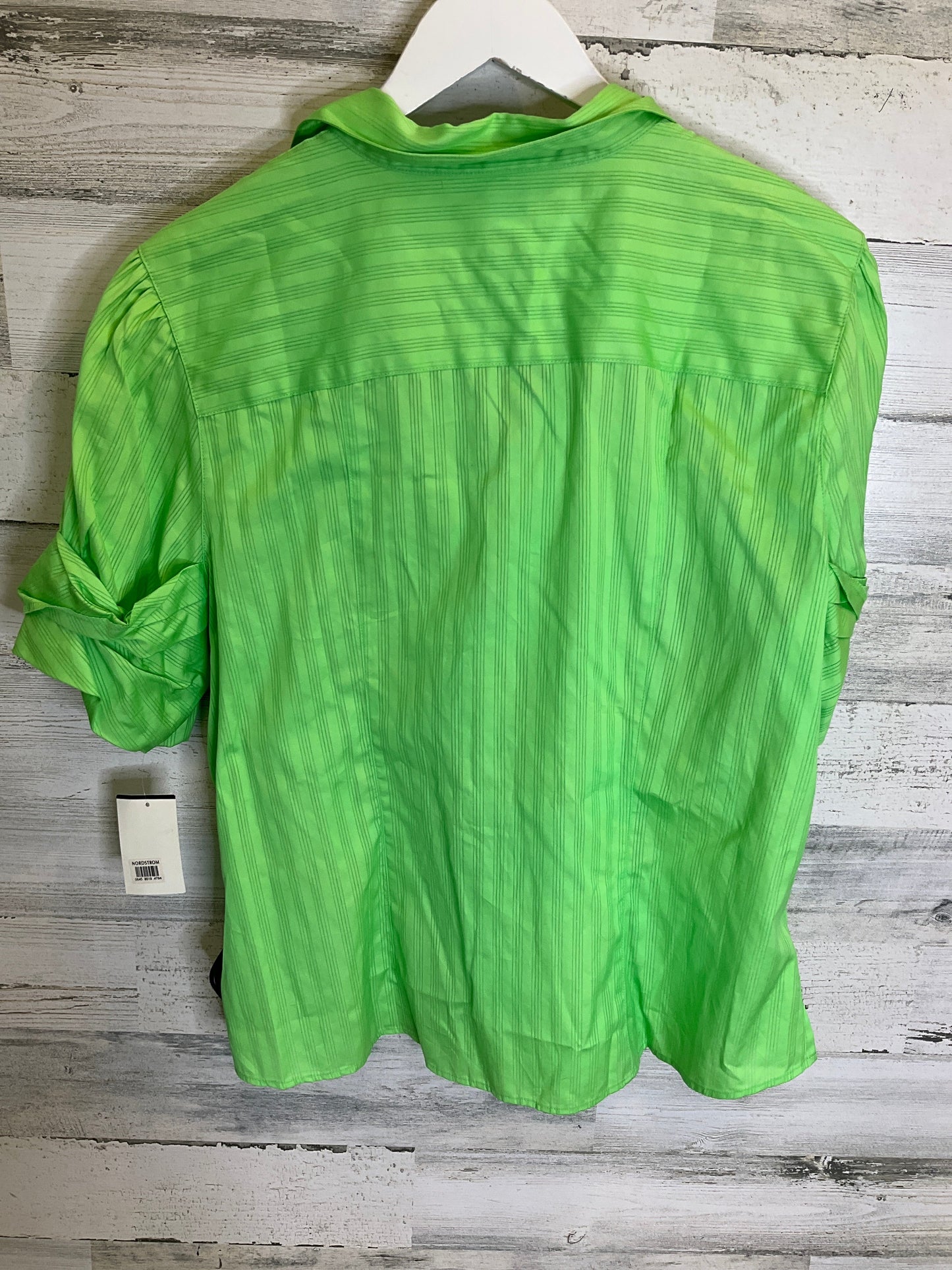 Green Top Short Sleeve Clothes Mentor, Size L