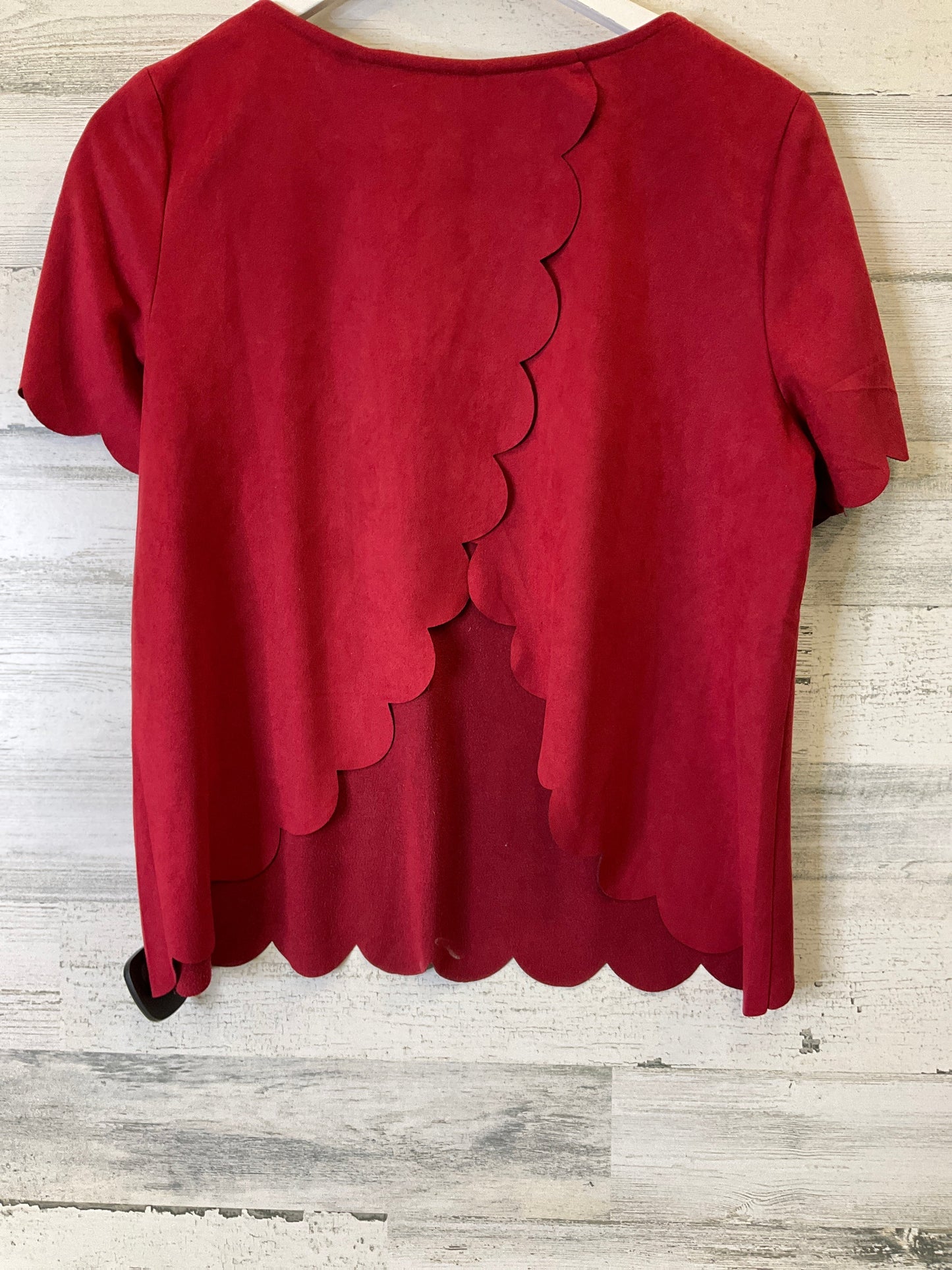 Top Short Sleeve By Francesca's In Red, Size: L