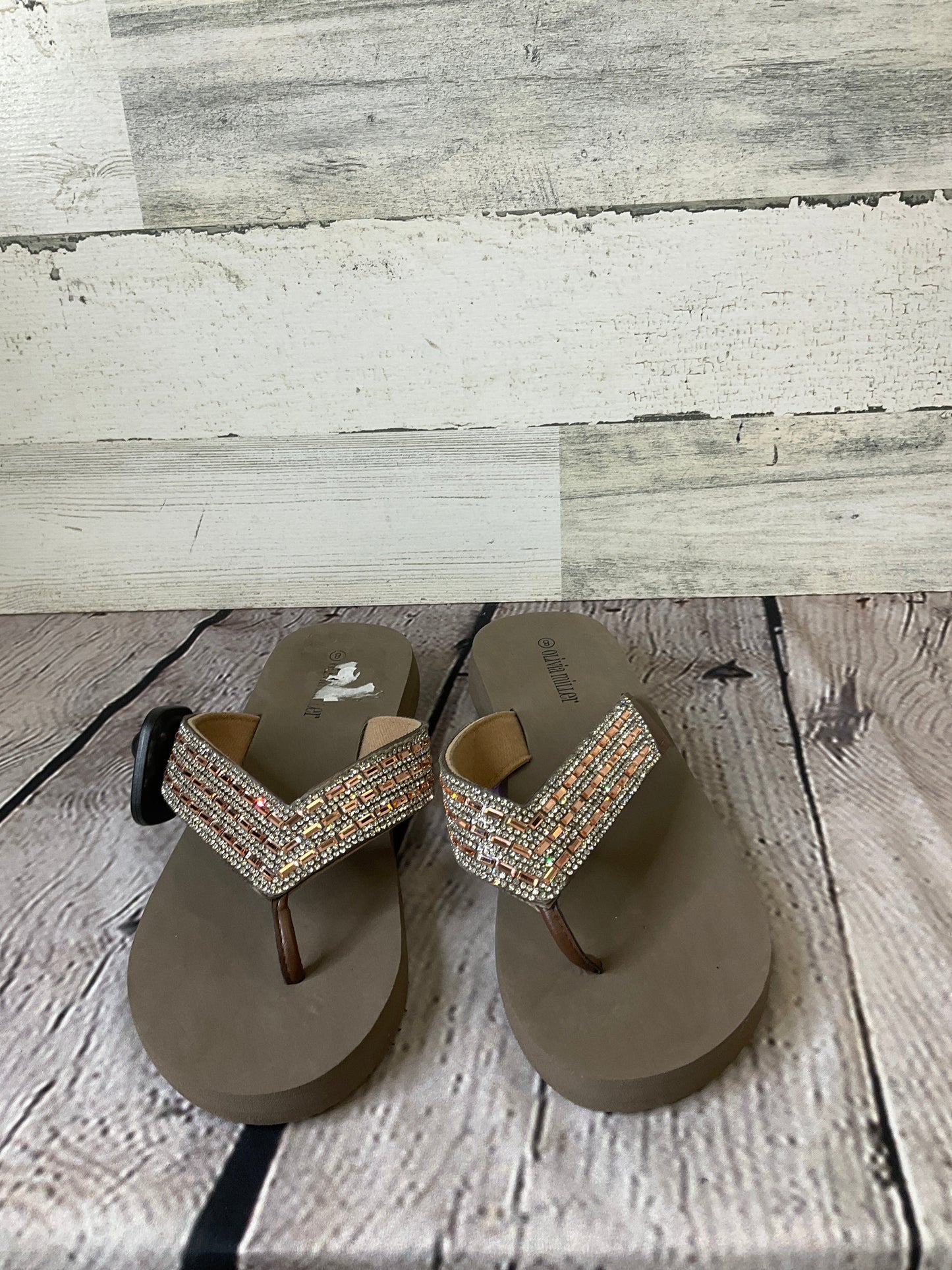 Brown & Pink Sandals Flip Flops Olivia Miller, Size 8