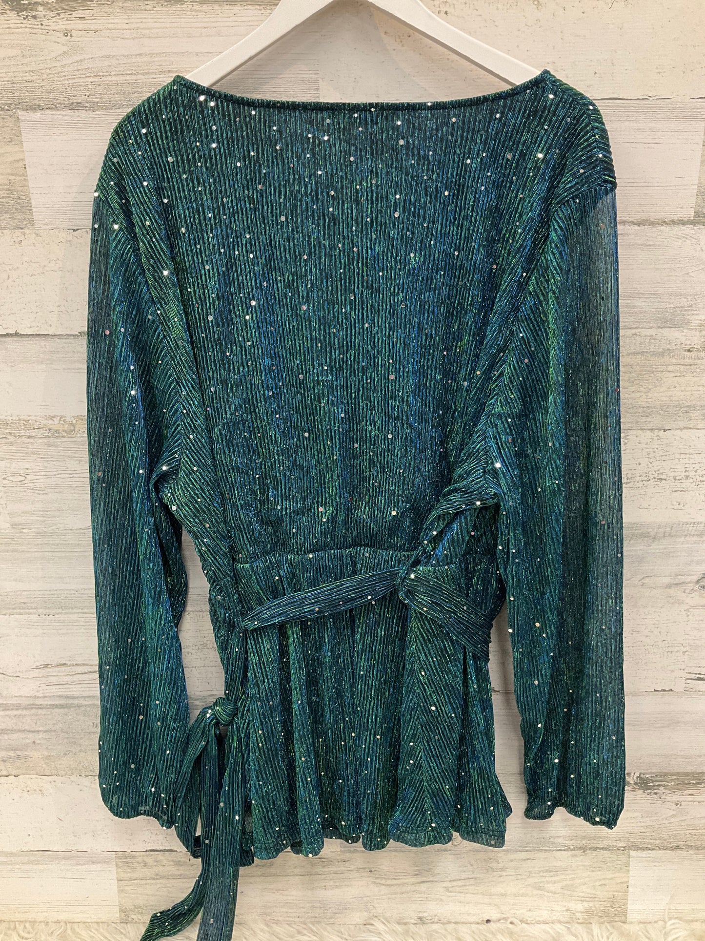 Top Long Sleeve By Clothes Mentor In Blue & Green, Size: 4x