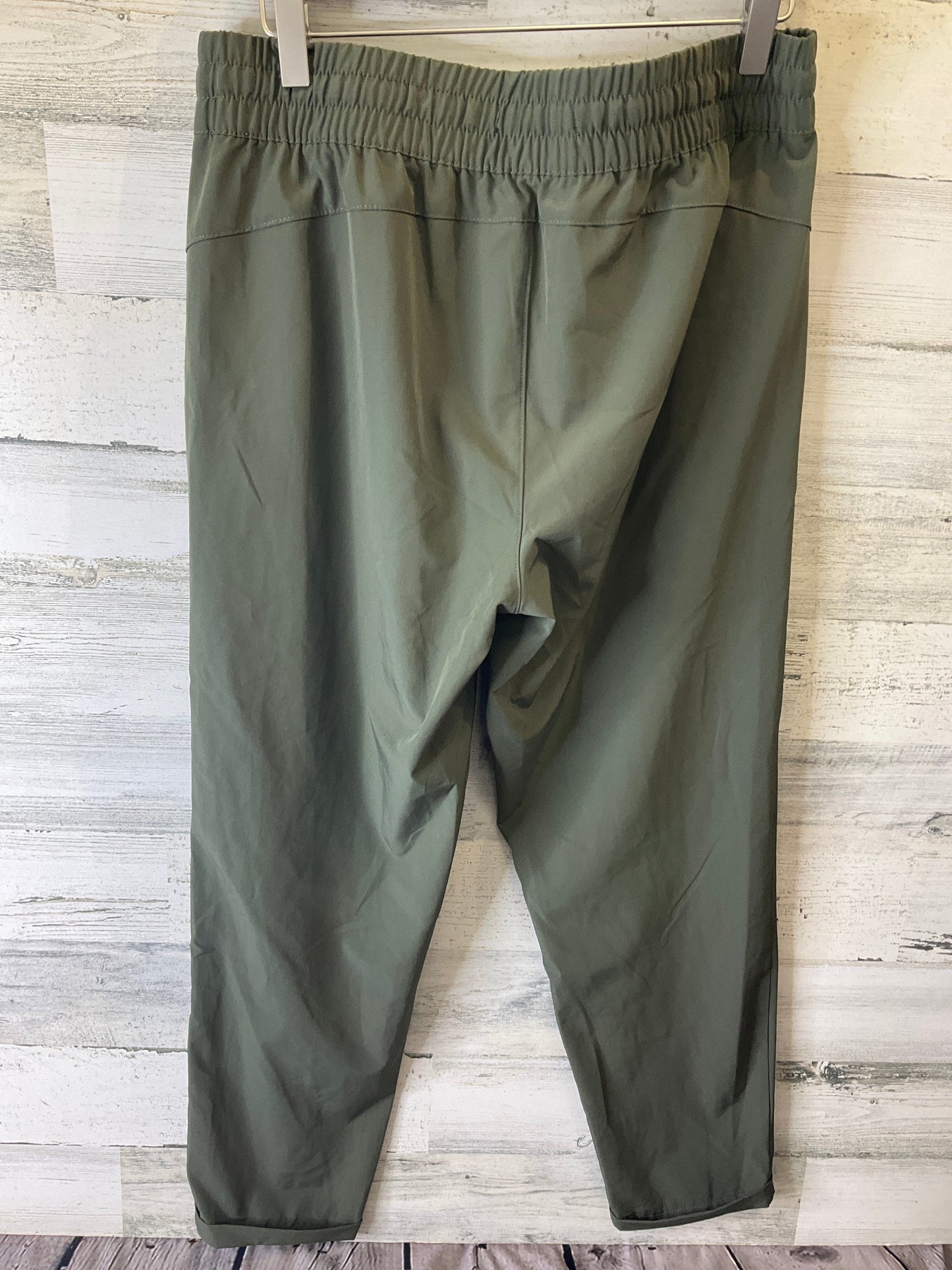 Green Athletic Pants Clothes Mentor, Size 8