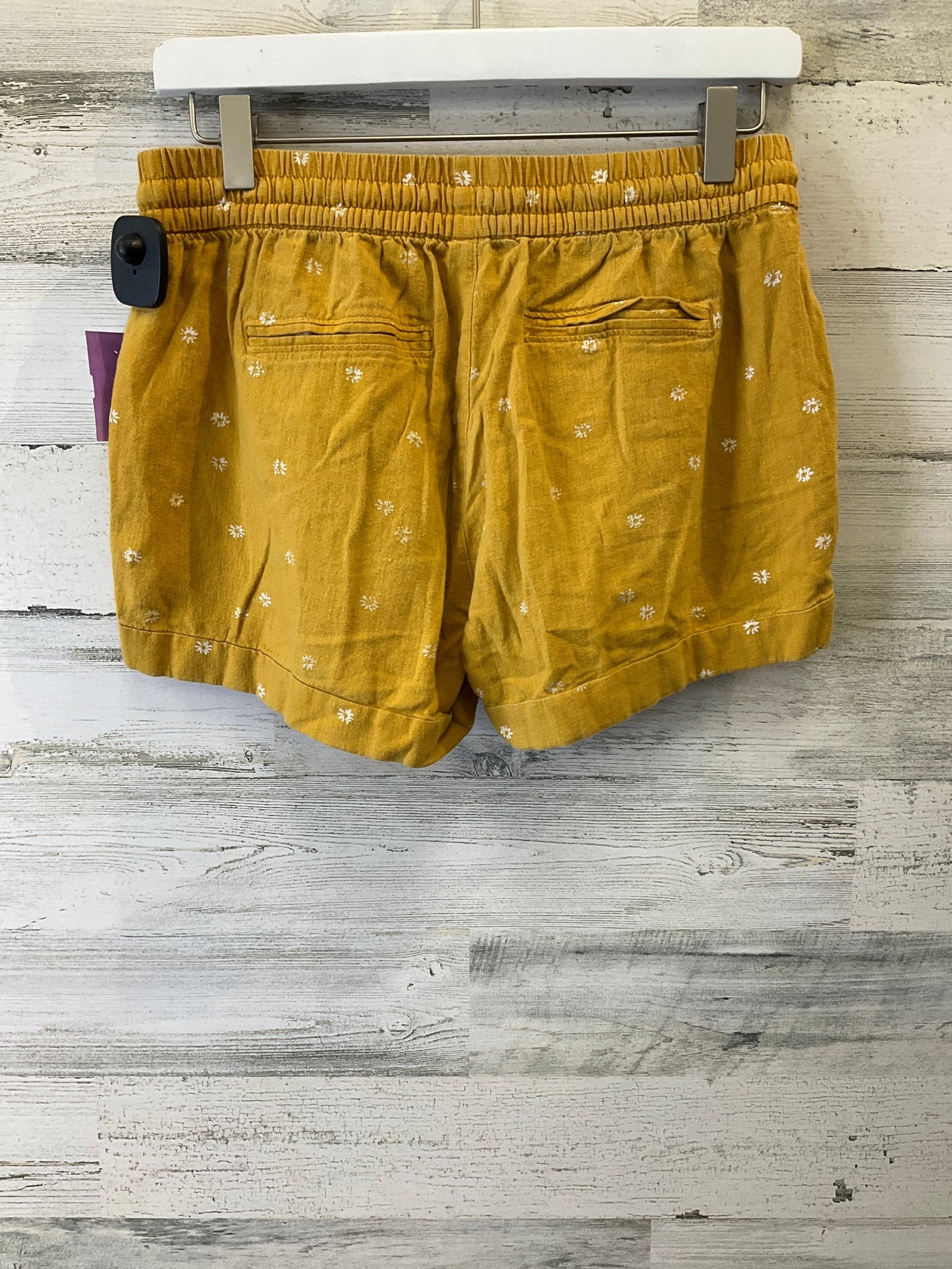 Yellow Shorts Old Navy, Size 4