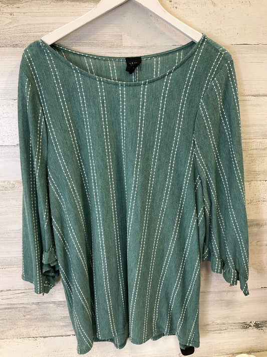 Green & White Top 3/4 Sleeve W5, Size 2x