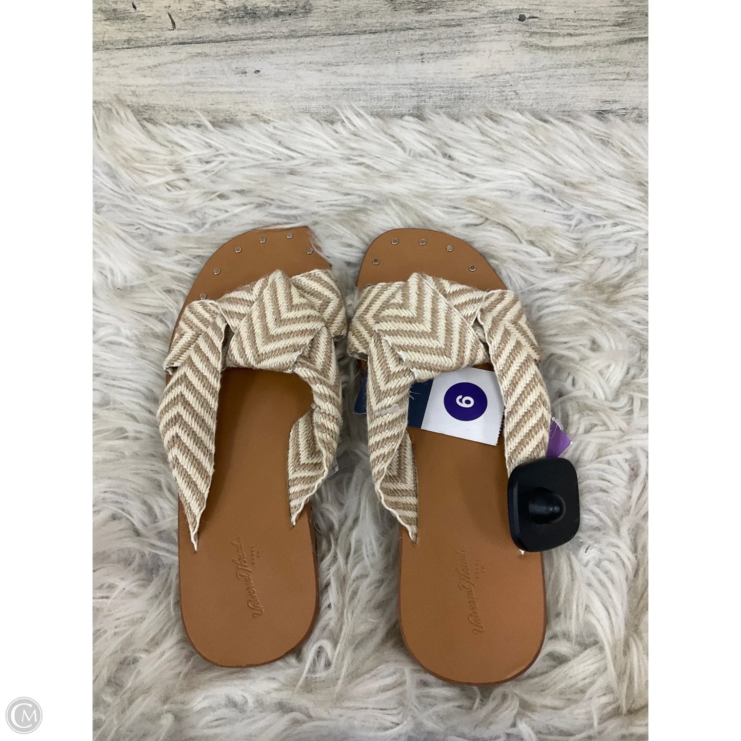 Sandals Flats By Universal Thread In Beige, Size: 6