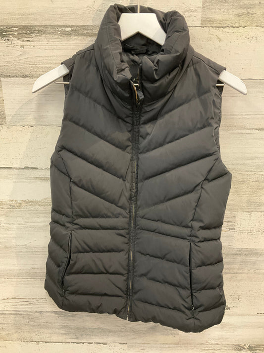 Vest Puffer & Quilted By Talbots In Black, Size: Xs