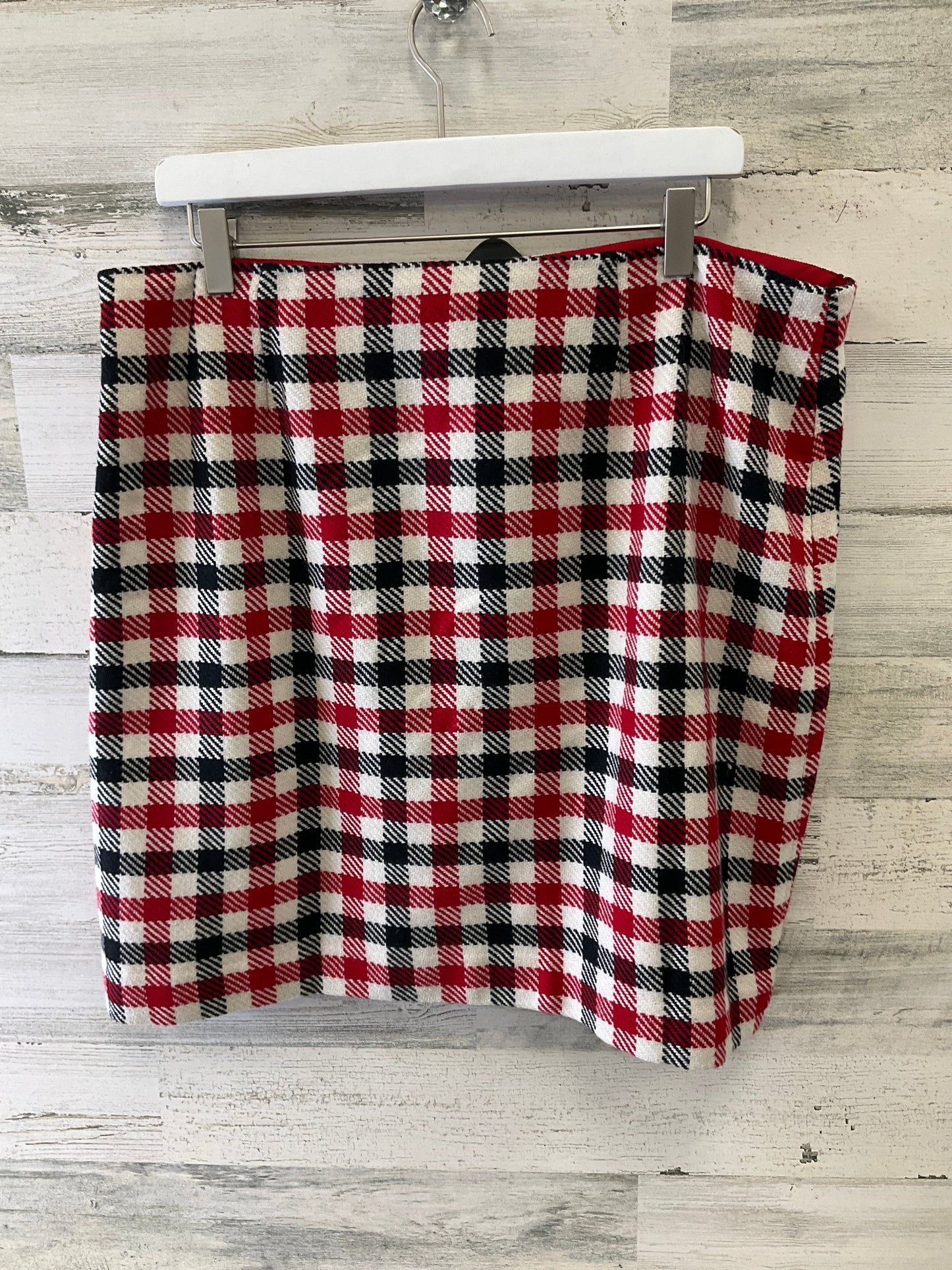 Skirt Mini & Short By Talbots In Red & White, Size: 16