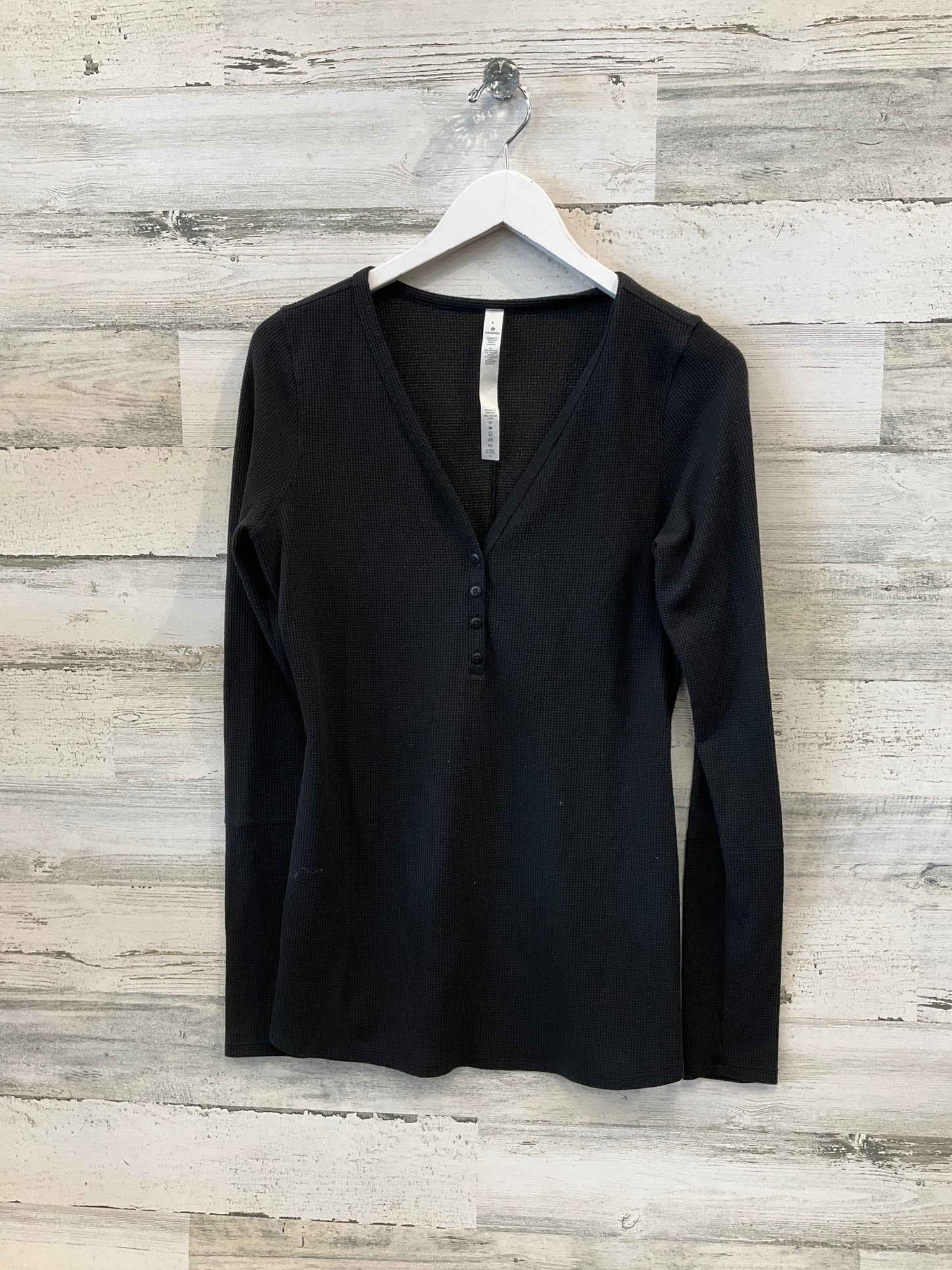 Athletic Top Long Sleeve Crewneck By Lululemon In Black, Size: L