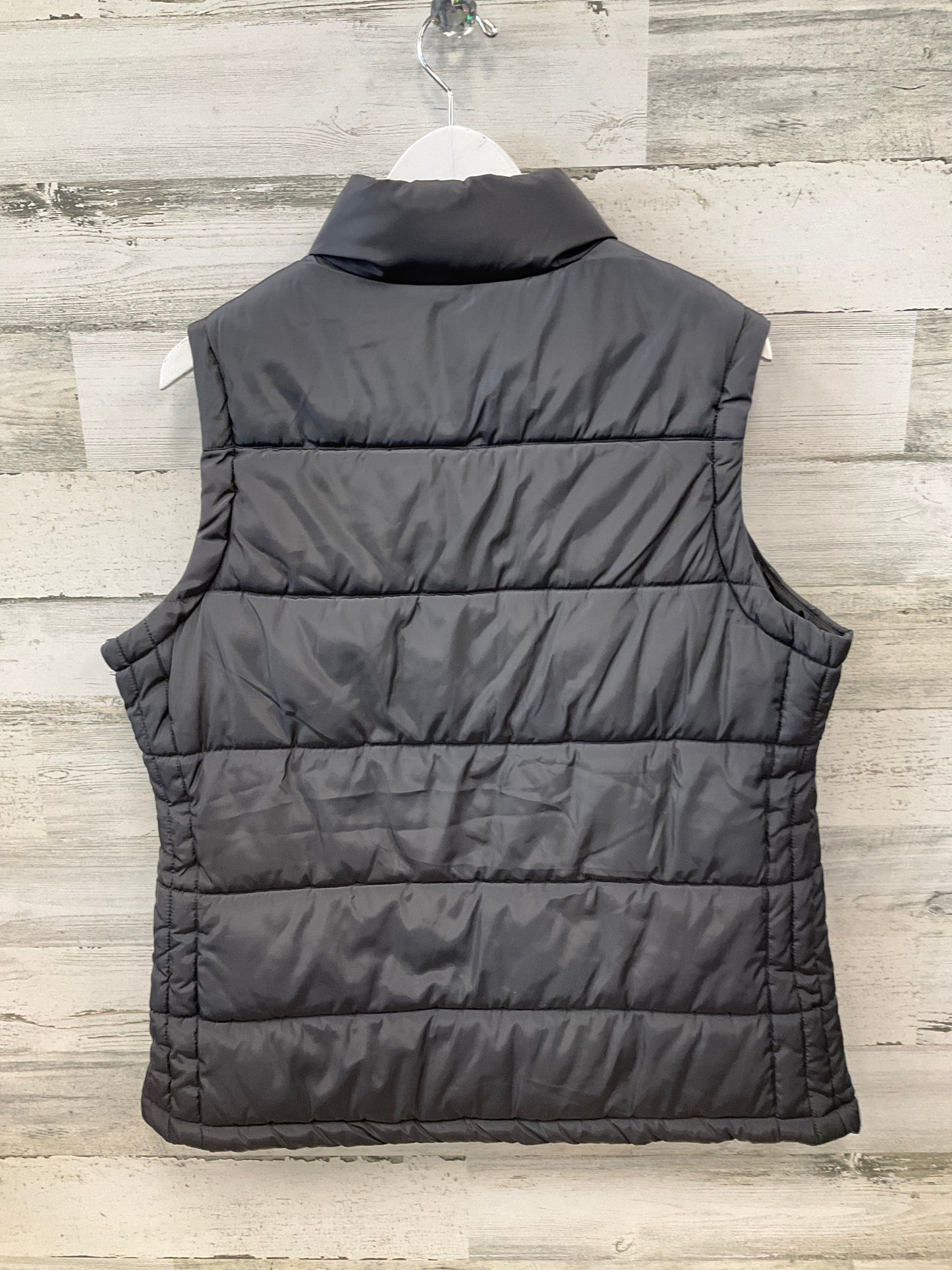 Vest Puffer & Quilted By Madden Girl In Grey, Size: L