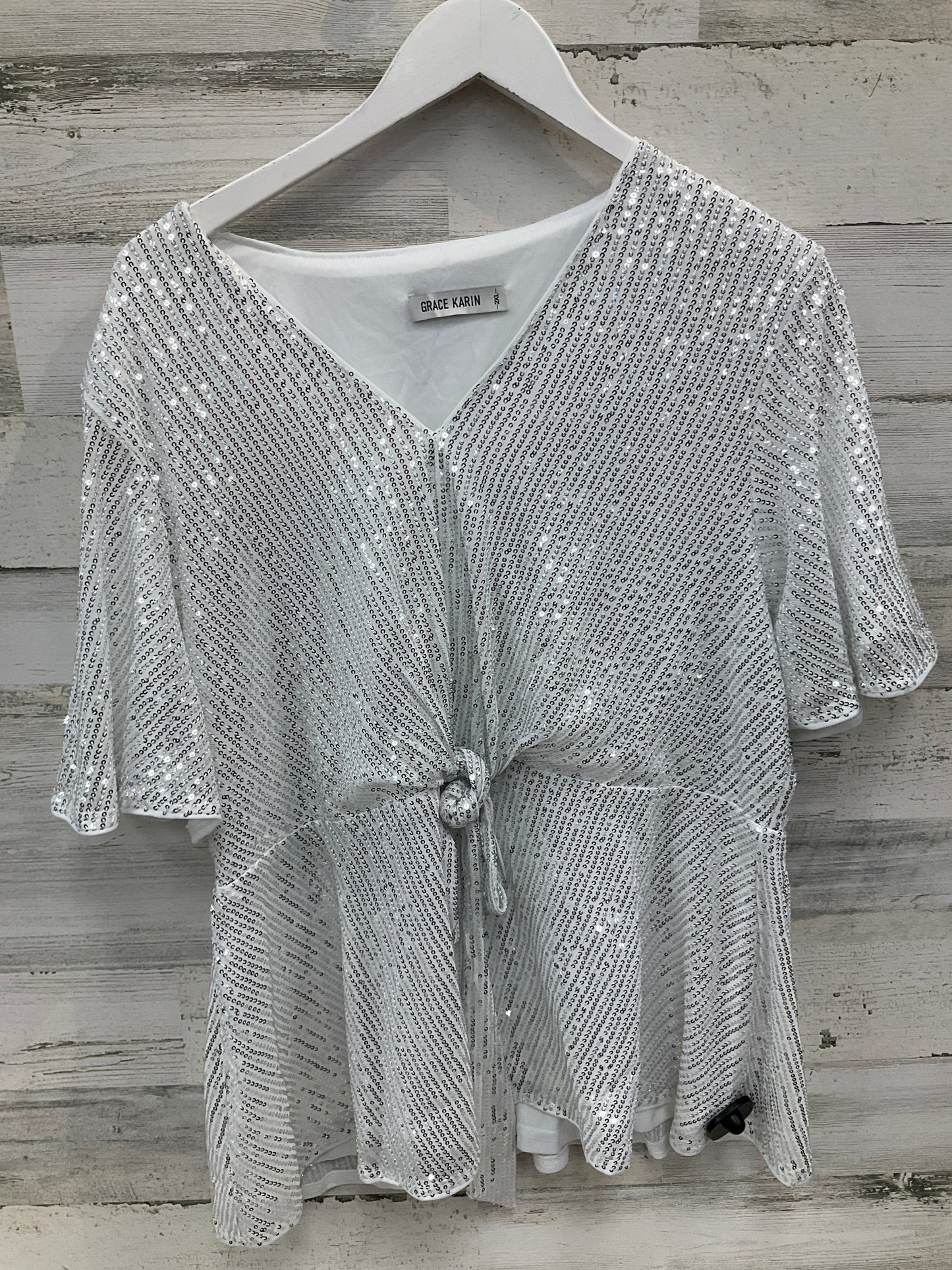 Top Short Sleeve By Grace Karin In Silver, Size: 2x