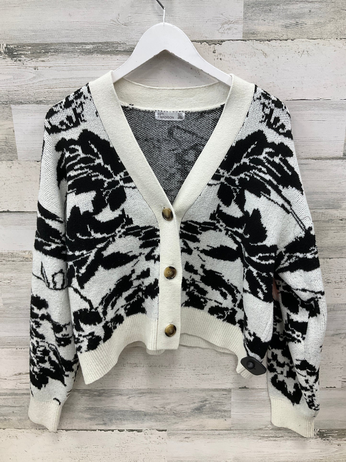 Cardigan By 89th And Madison In Black & White, Size: Xl